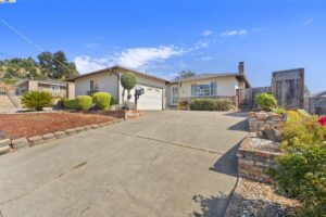 677 Fairway Ave, Hayward